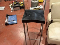 4 stoelen met barkruk - afbeelding 2 van  6