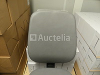 4 stoelen op wielen - afbeelding 4 van  6