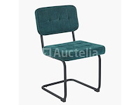 4 stoelen van benzinestoffen - afbeelding 1 van  1