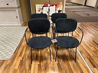 4 stoelen - afbeelding 1 van  5