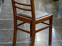 4 stoelen - afbeelding 3 van  4