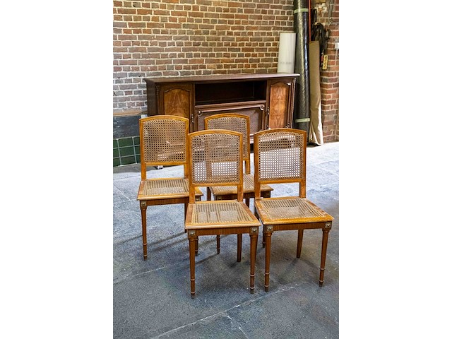 4 stoelen - afbeelding 1 van  3