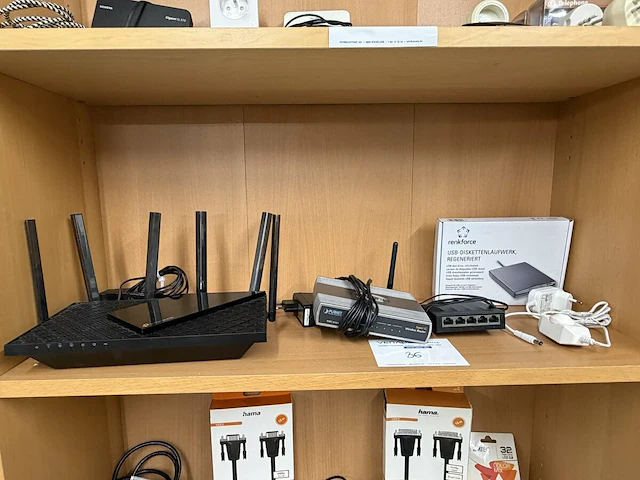 4 stuks multimedia - afbeelding 1 van  4