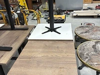 4 tafels van plm 70 x 70 x 75 cm voorzien van formica bovenblad en metalen onderstel - afbeelding 4 van  5