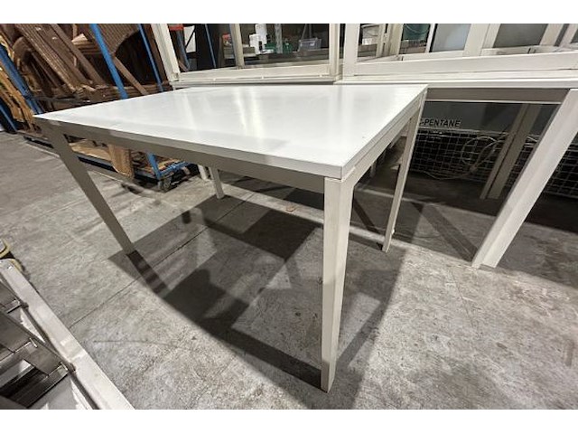 4 tafels - afbeelding 3 van  6