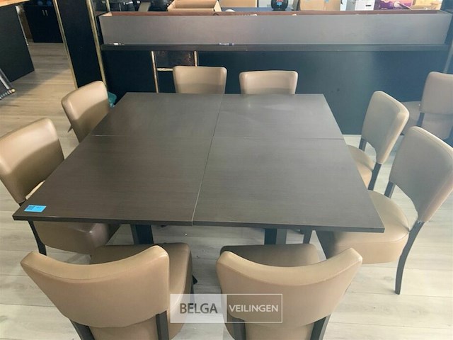 4 tafeltjes en 8 stoelen - afbeelding 1 van  2