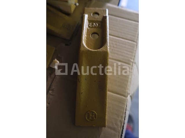 4 tanden voor de e20.2-emmer - afbeelding 1 van  9