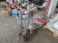 4 transportwagens en handwagen - afbeelding 3 van  5