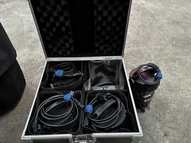 4 uplighters showtec - afbeelding 1 van  4