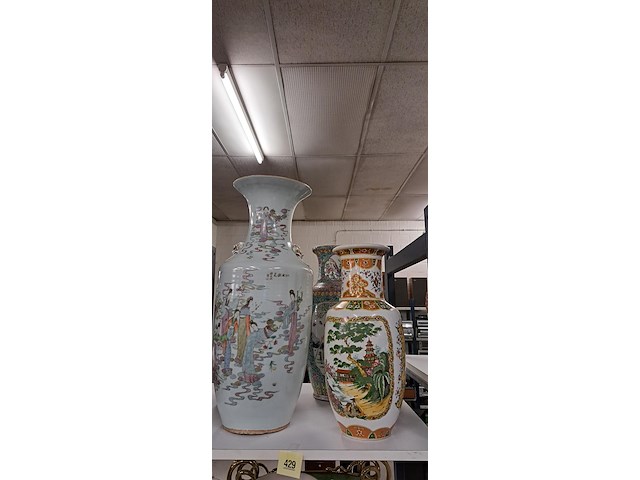 4 vazen - afbeelding 1 van  2