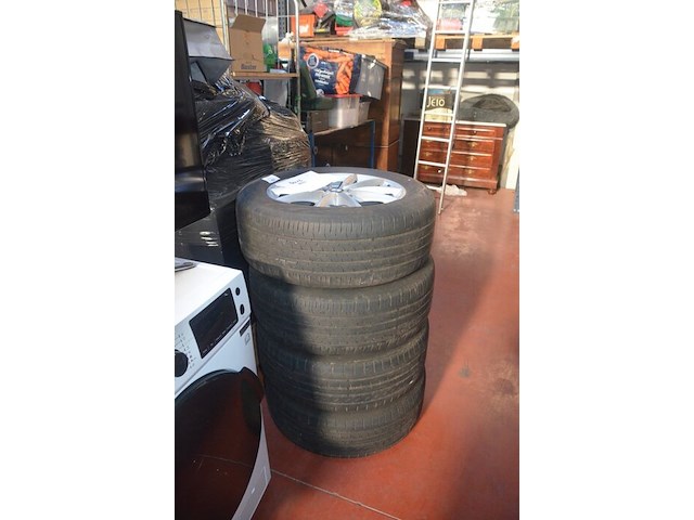 4 velgen bmw met banden continental eco contact 6 225/55r17w - afbeelding 3 van  6