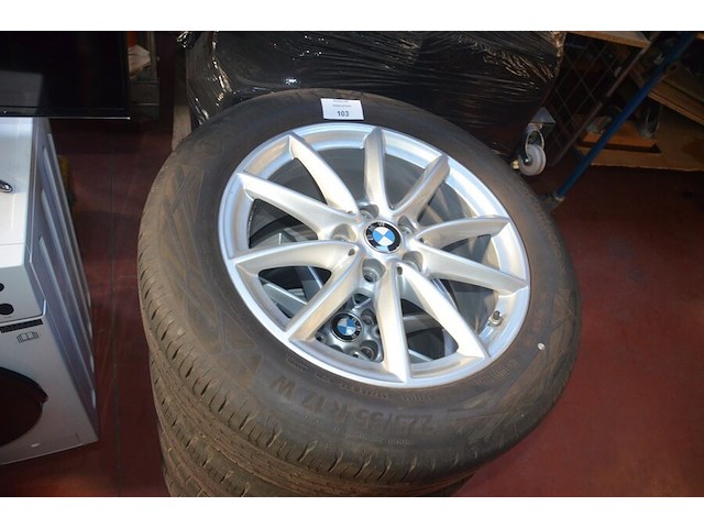4 velgen bmw met banden continental eco contact 6 225/55r17w - afbeelding 4 van  6