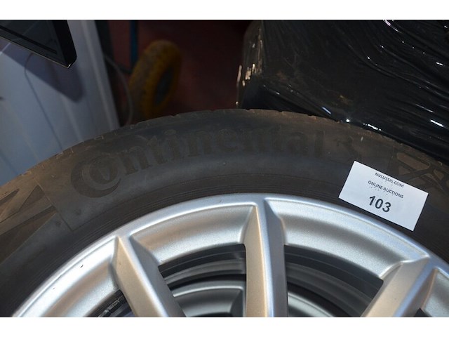 4 velgen bmw met banden continental eco contact 6 225/55r17w - afbeelding 5 van  6