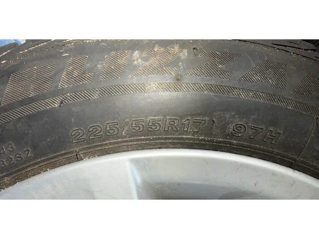 4 velgen met band bmw - afbeelding 9 van  10