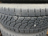 4 velggemonteerde banden voor vw combi continental 205/65r16c 107/105t (winter) - afbeelding 4 van  9