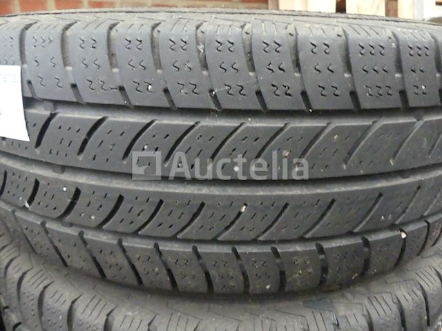 4 velggemonteerde banden voor vw combi continental 205/65r16c 107/105t (winter) - afbeelding 9 van  9