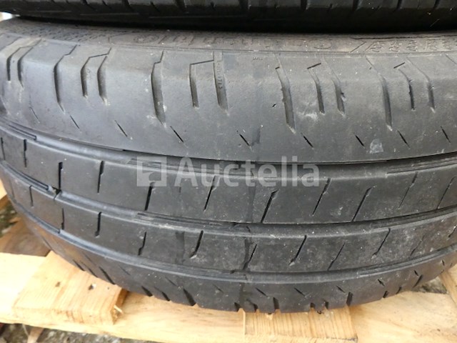 4 velggemonteerde banden voor vw combi continental 205/65r16c 107/105t (zomer) - afbeelding 9 van  9