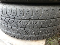 4 velggemonteerde banden voor vw combi goodyear 205/65r16c 107/105t (winter) - afbeelding 7 van  9