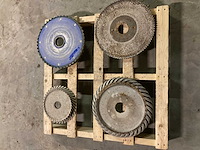 4 verschillende frezen: - afbeelding 1 van  7