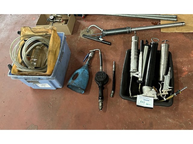 4 vetpompen, slangen, lekpomp - afbeelding 1 van  4