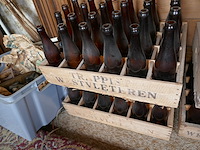 4 vintage bierkratten west vleteren - afbeelding 2 van  3