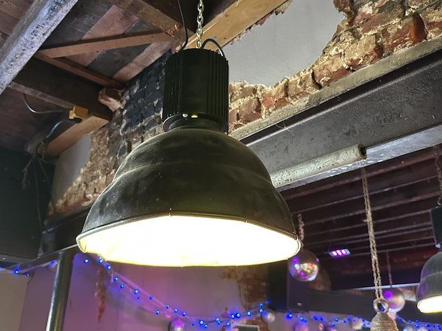 4 vintage hanglampen - afbeelding 1 van  3