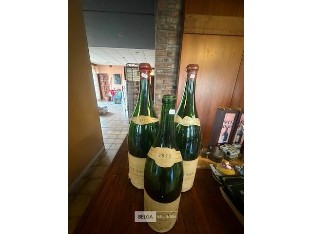4 vintage wijnflessen - afbeelding 5 van  8