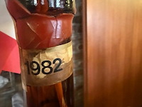 4 vintage wijnflessen - afbeelding 7 van  8