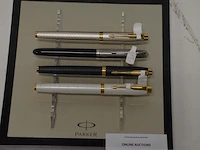 4 vulpennen parker met xxl decoratie inktpot (4) - afbeelding 2 van  9