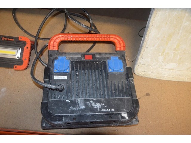 4 werflampen (1) - afbeelding 8 van  8