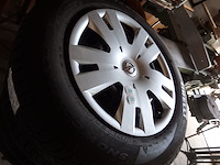 4 wielen opel 195-70-16