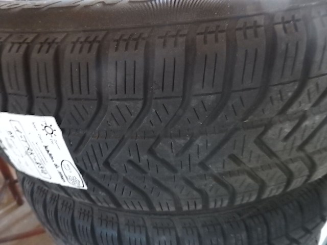 4 wielen opel 195-70-16 - afbeelding 2 van  3