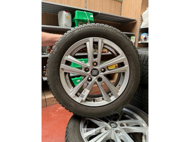 4 wielen seat leon (nieuw) - afbeelding 2 van  3