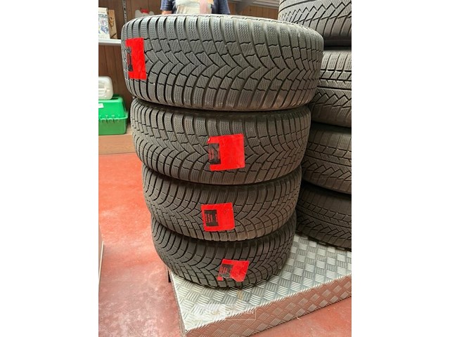 4 wielen seat leon (nieuw) - afbeelding 3 van  3