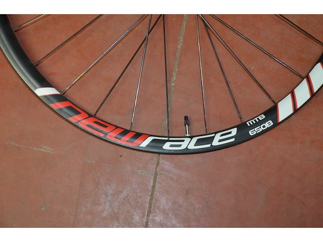 4 wielen voor mountainbike mtb new race 650b comp 27.5 - afbeelding 11 van  13