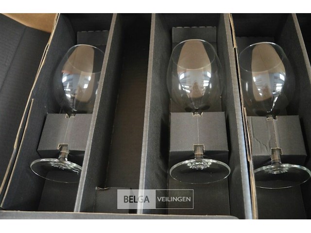 4 wijnglazen - afbeelding 2 van  3