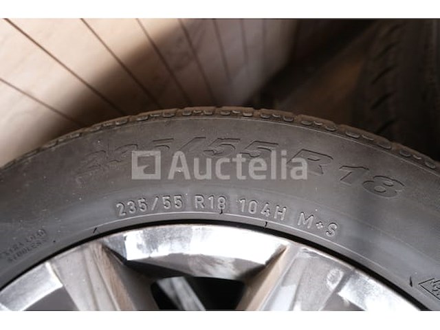 4 winterbanden op aluminium velgen pirelli sottozero 235/55 r18 - afbeelding 6 van  10