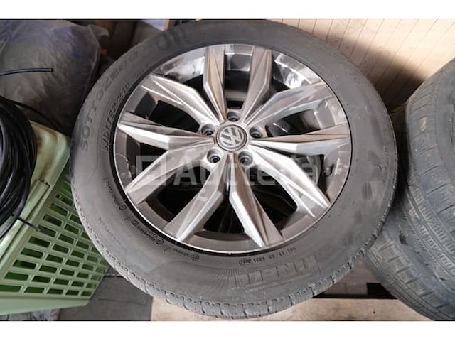 4 winterbanden op aluminium velgen pirelli sottozero 235/55 r18 - afbeelding 7 van  10