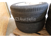 4 winterbanden op aluminium velgen - afbeelding 3 van  8