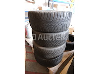 4 winterbanden op bridgestone blizzard 225/50 r17 aluminium velgen - afbeelding 2 van  8