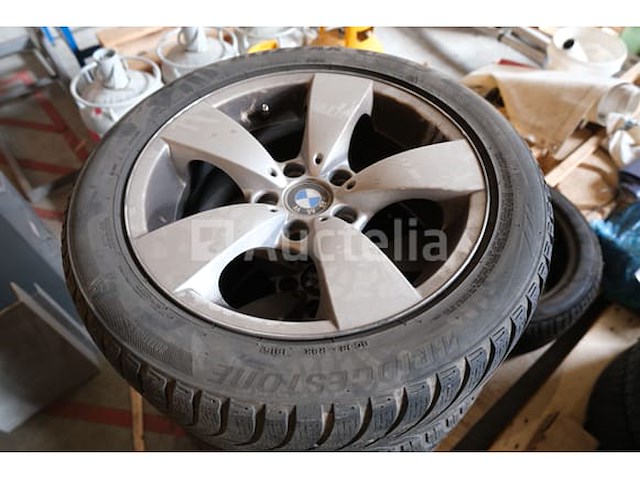 4 winterbanden op bridgestone blizzard 225/50 r17 aluminium velgen - afbeelding 3 van  8