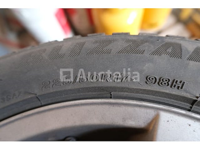 4 winterbanden op bridgestone blizzard 225/50 r17 aluminium velgen - afbeelding 5 van  8