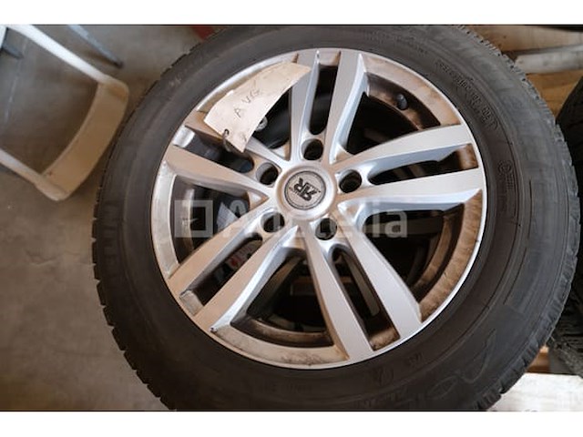 4 winterbanden op michelin agilis alpin 205/65 r16c aluminium velgen - afbeelding 8 van  12