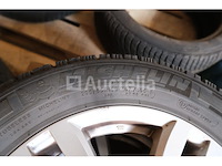4 winterbanden op michelin agilis alpin 205/65 r16c aluminium velgen - afbeelding 10 van  12