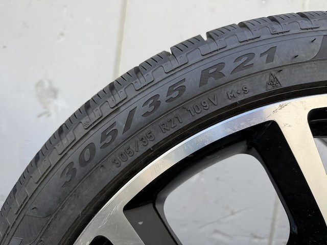 4 winterbanden op velg porsche - afbeelding 4 van  6