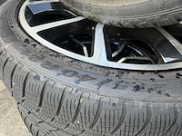 4 winterbanden op velg porsche - afbeelding 5 van  6