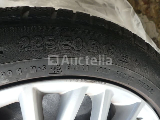 4 winterbanden op velg voor toyota continental 225/50 r18 90h - afbeelding 8 van  14