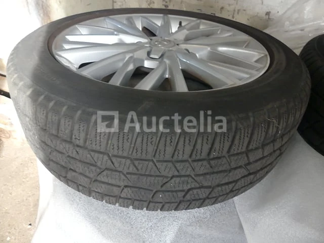 4 winterbanden op velg voor toyota continental 225/50 r18 90h - afbeelding 10 van  14