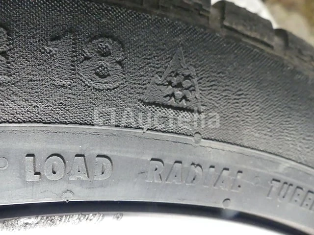 4 winterbanden op velg voor toyota continental 225/50 r18 90h - afbeelding 11 van  14