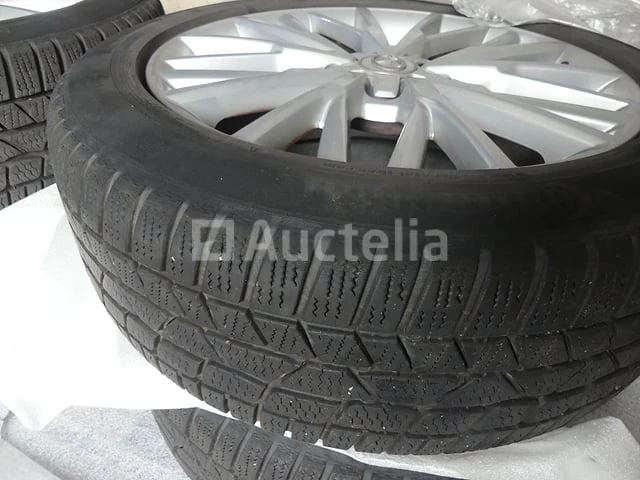 4 winterbanden op velg voor toyota continental 225/50 r18 90h - afbeelding 14 van  14